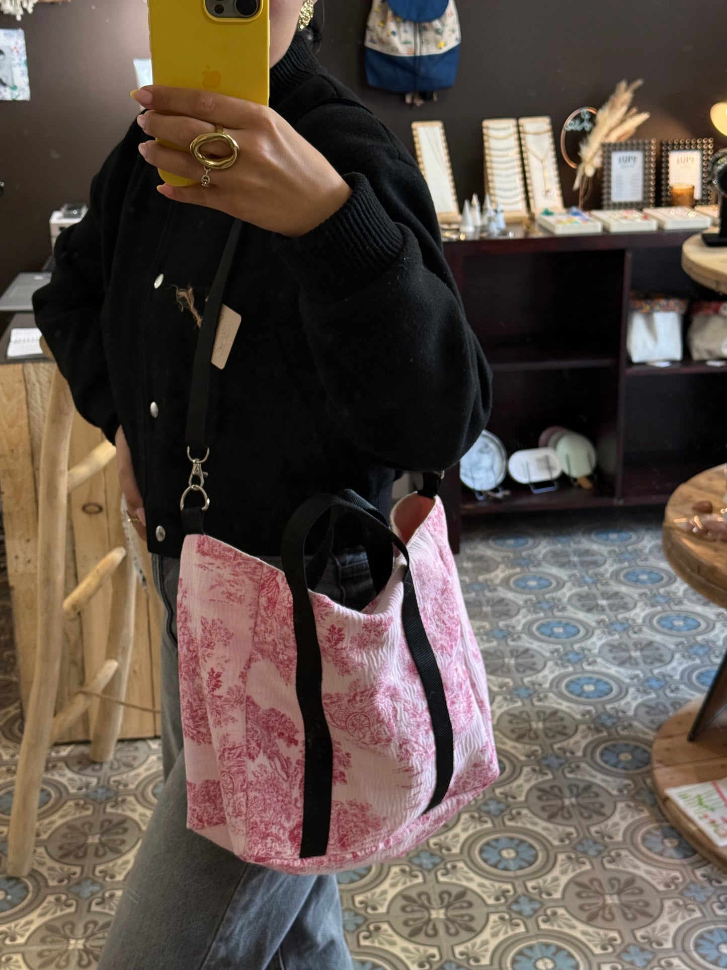 Sac mini cabas Delphine personnalisable. Créez votre sac en choisissant vos tissus intérieurs et extérieurs. Création sur mesure