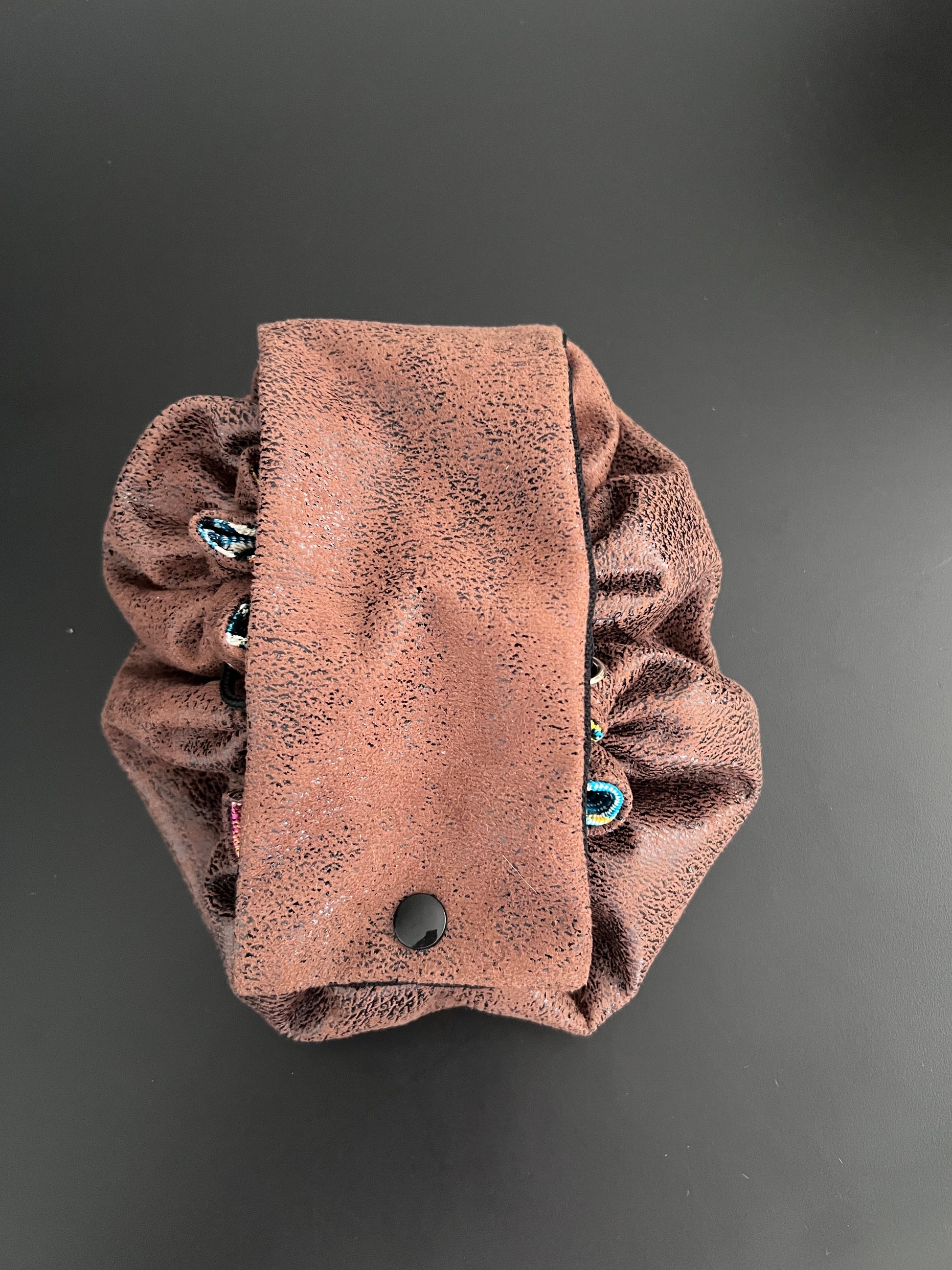 Bourse Ă  maquillage T1 "Lison" similicuir marron - creation by loliart