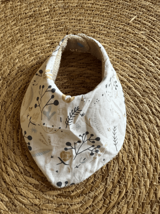 Bavoirs faits main pour enfants – Pratiques, doux et uniques