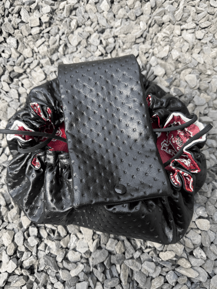 Bourse à maquillage ronde 45 cm tête de mort - Pratique et stylée