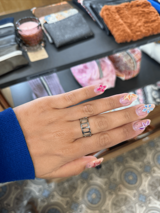 Bague argentée réglable en acier inoxydable – Élégance durable