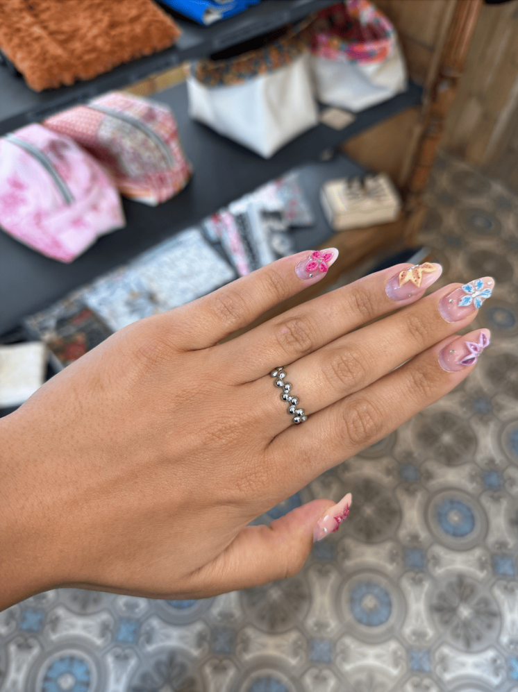 Bague Argentée Réglable en Acier Inoxydable – Chic & Durable