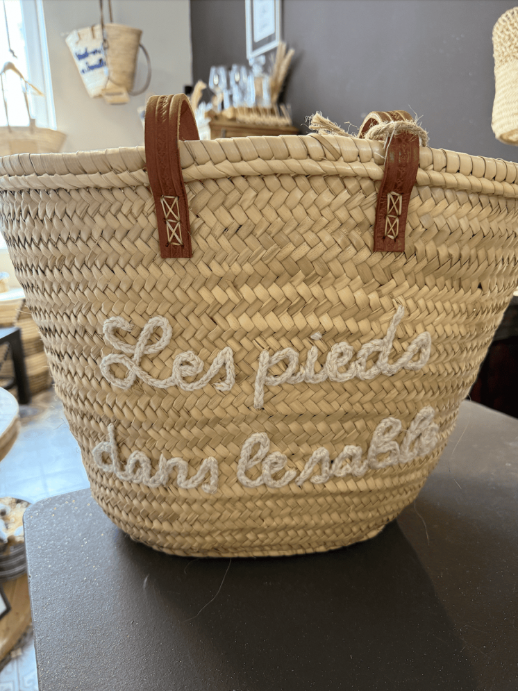 Panier bohème en osier tressé avec anses cuir – fait main - Marrakech