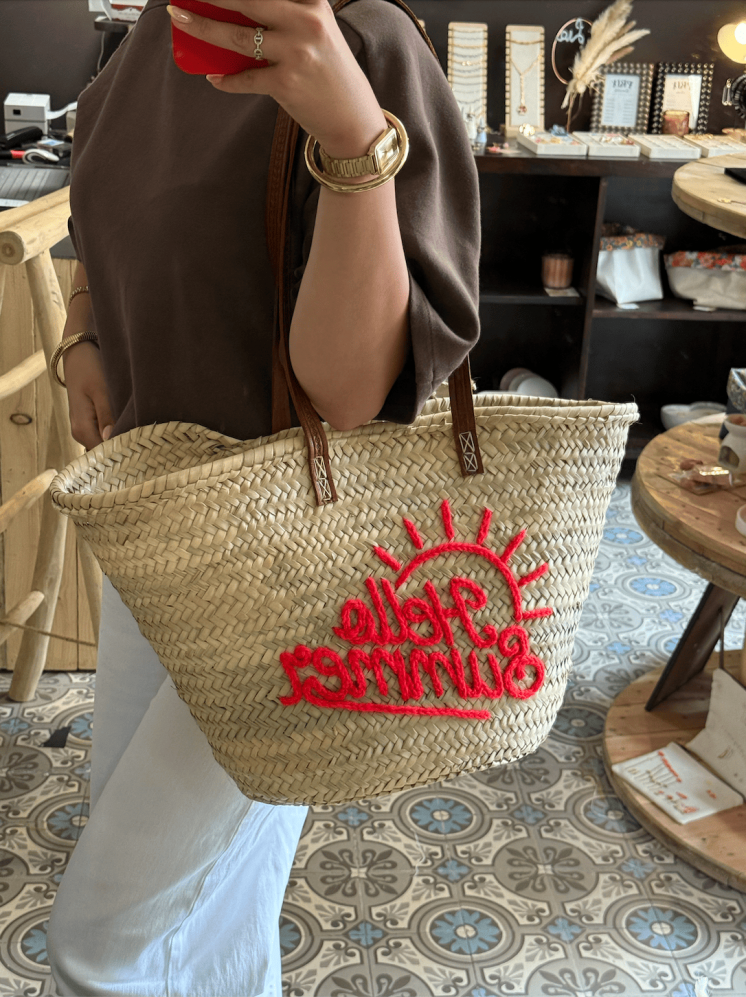 Panier bohème en osier tressé avec anses cuir – fait main - Marrakech