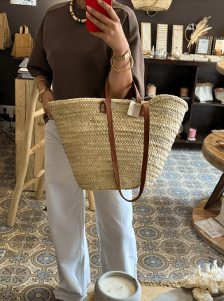 Panier bohème en osier tressé avec anses cuir – fait main - Marrakech