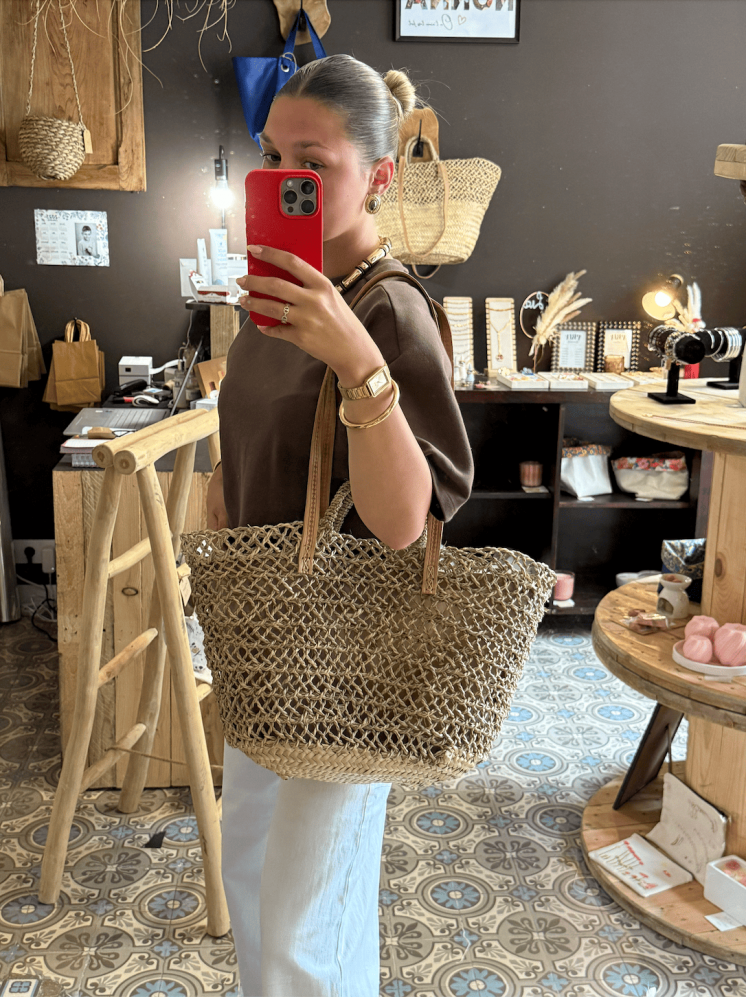 Panier bohème en osier tressé avec anses cuir – fait main - Marrakech