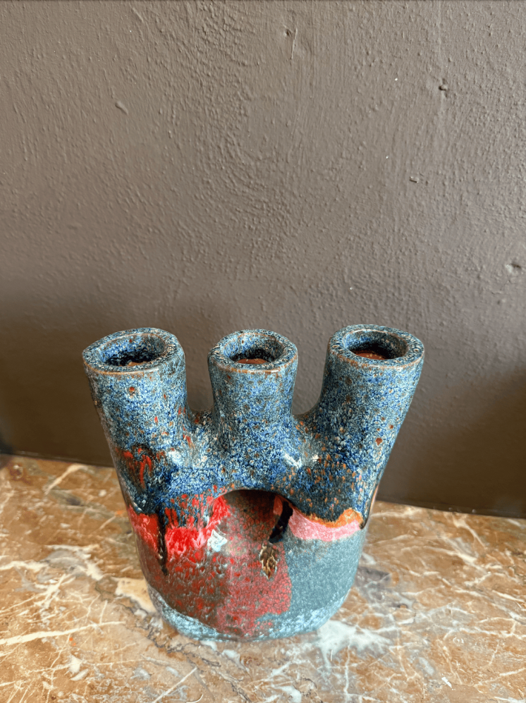 Vase volcanique en céramique – Fait main à Marrakech, pièce unique