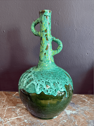 Vase en céramique vert – Fait main à Marrakech, pièce unique