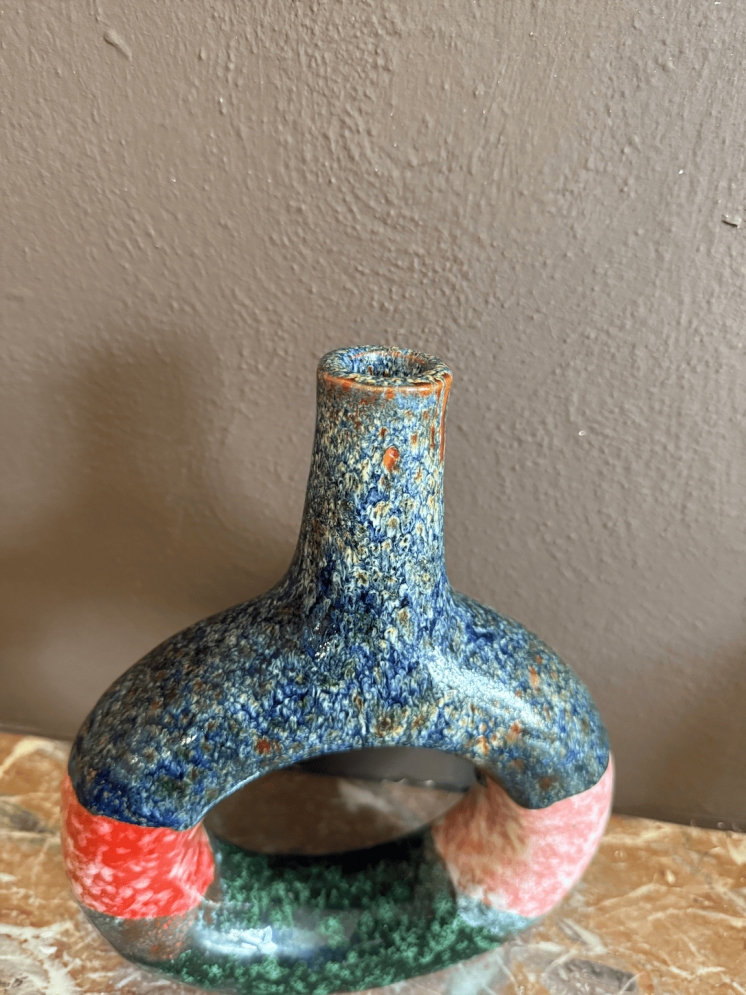 Vase circulaire en céramique multicolore – Fait main à Marrakech, pièce unique