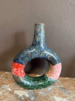 Vase circulaire en céramique multicolore – Fait main à Marrakech, pièce unique