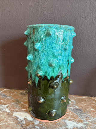 Vase artisanal à picots en céramique – Fait main à Marrakech
