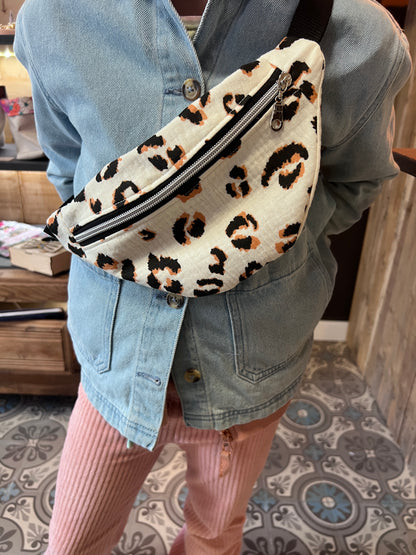 Sac banane personnalisable. Créez votre sac en choisissant vos tissus intérieurs et extérieurs. Création sur mesure
