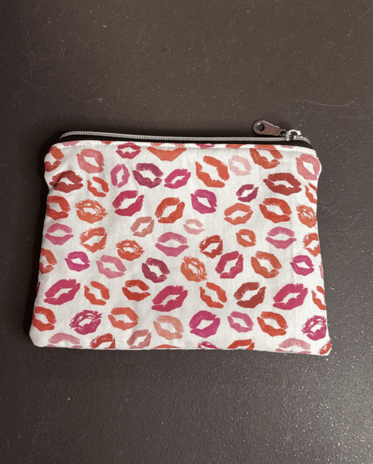 Pochette "Audrey" imprimé bisous - pochette couture fait main - création artisanale création sur mesure