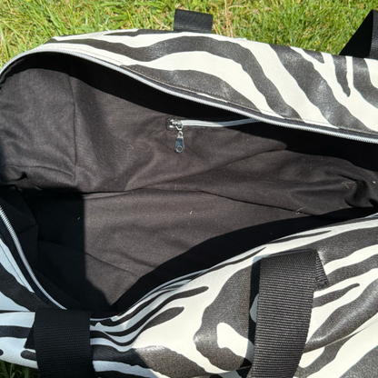 Sac "Charline" Simili cuir zèbre - sac week end fait main - sac couture fait main - création unique et sur mesure 