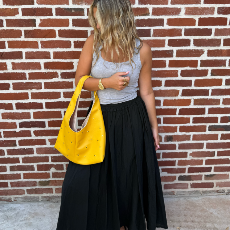 Sac "Charlotte" simili cuir jaune et clous - sac charlotte fait main - sac couture fait main - création unique et sur mesure 